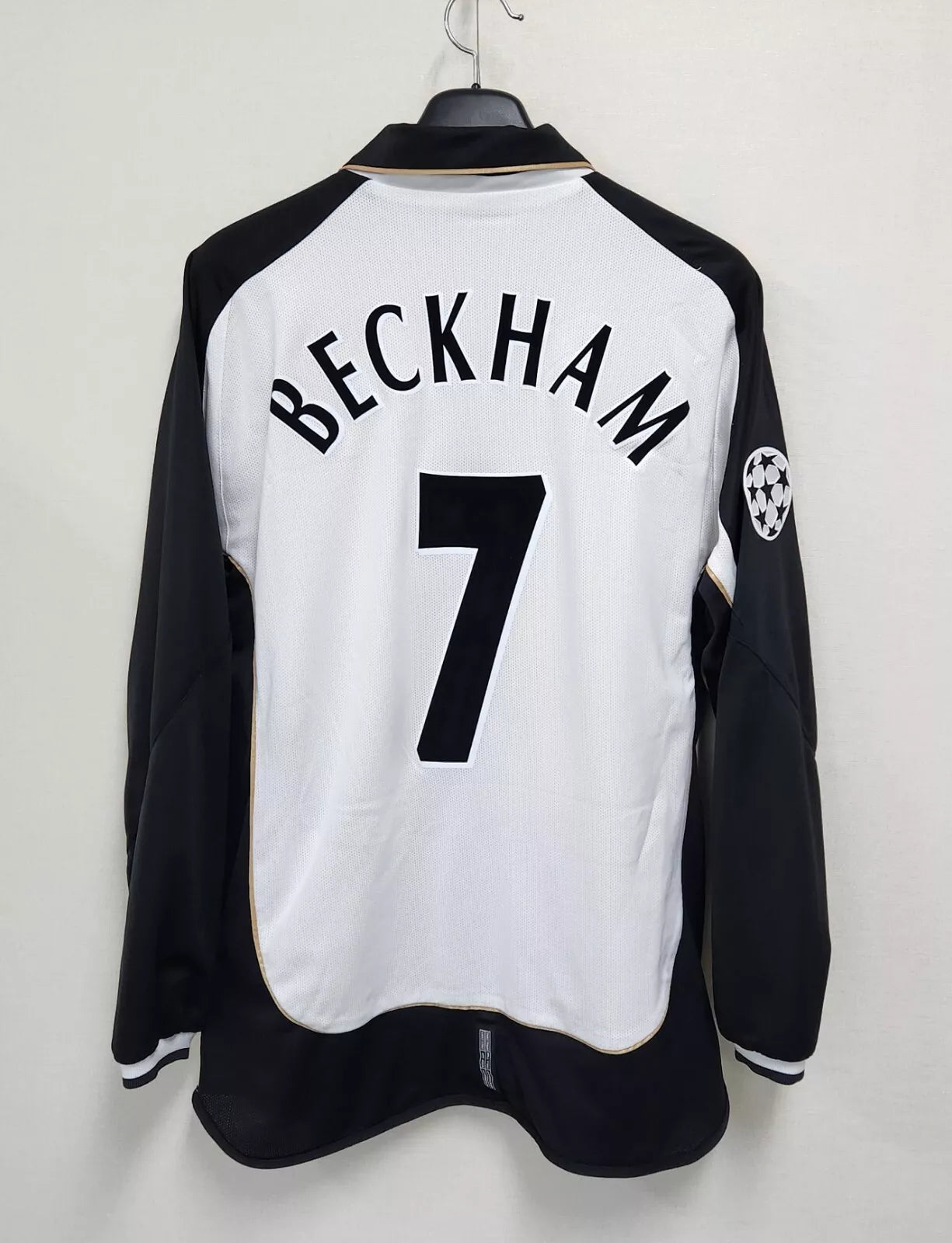 Manchester United 2001 Centenary Reversible Long Sleeve Jersey