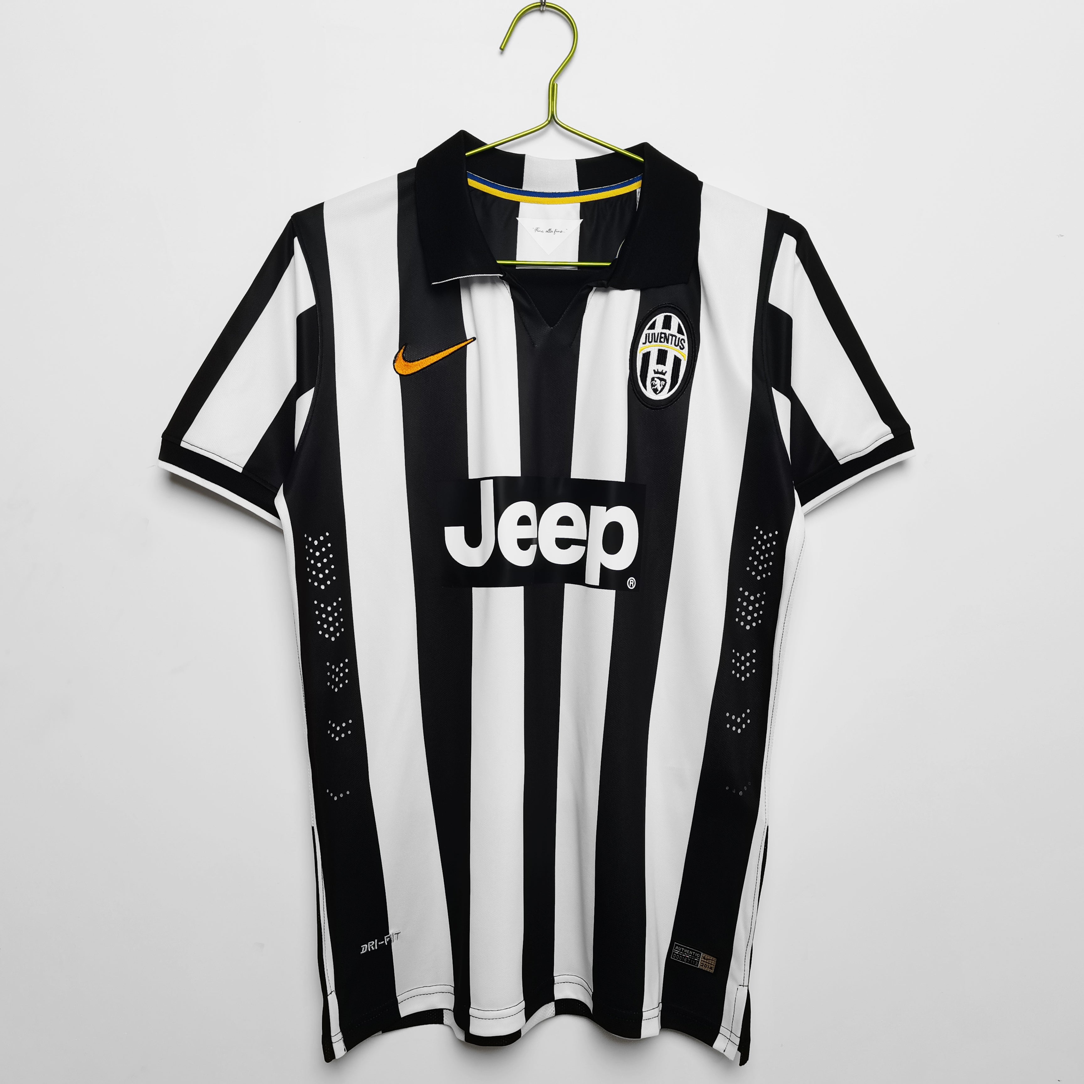 Maillot rétro à manches longues Andrea Pirlo Juventus 2014-2015 Maillot rétro à manches longues Andrea Pirlo Juventus 2014-2015