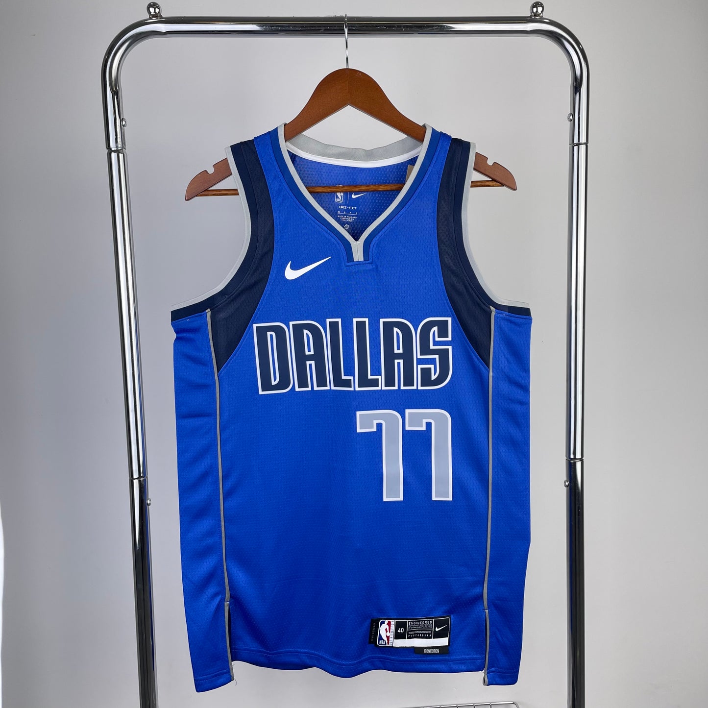 Dallas Mavericks 2022-23 Blue Swingman Jersey - Classic Edition