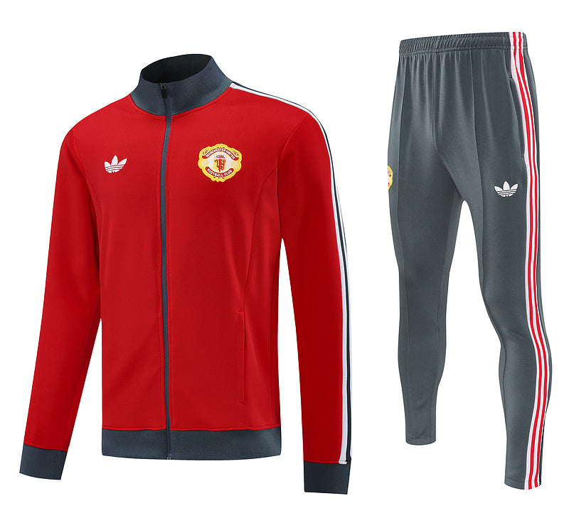 Manchester United 2024/25 Red Retro Style Fullzip Tracksuit Set