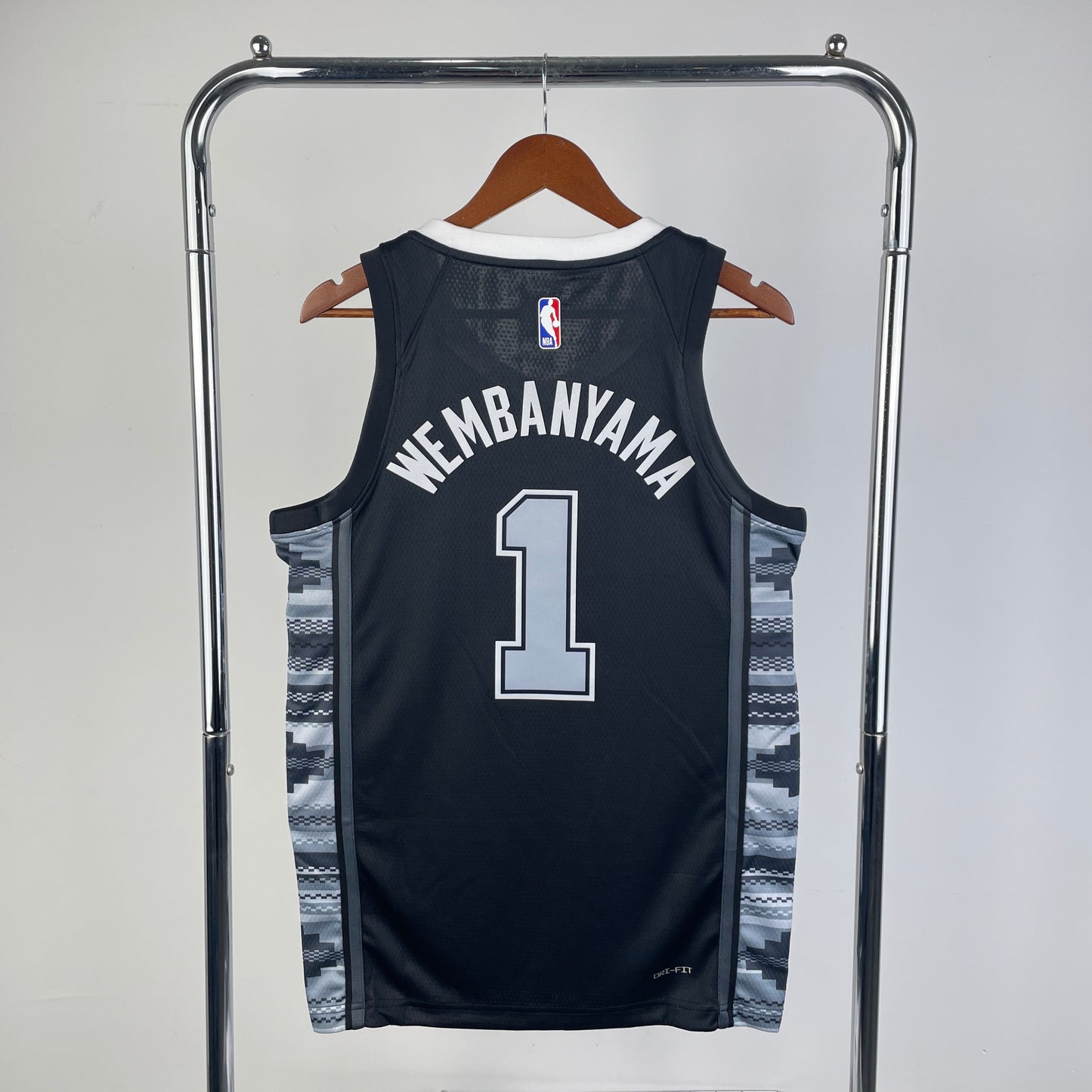 San Antonio Spurs 2023-24 Jordan Brand Black Swingman Jersey - Statement Edition