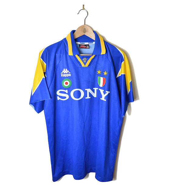 Juventus 1995/96 Away Jersey