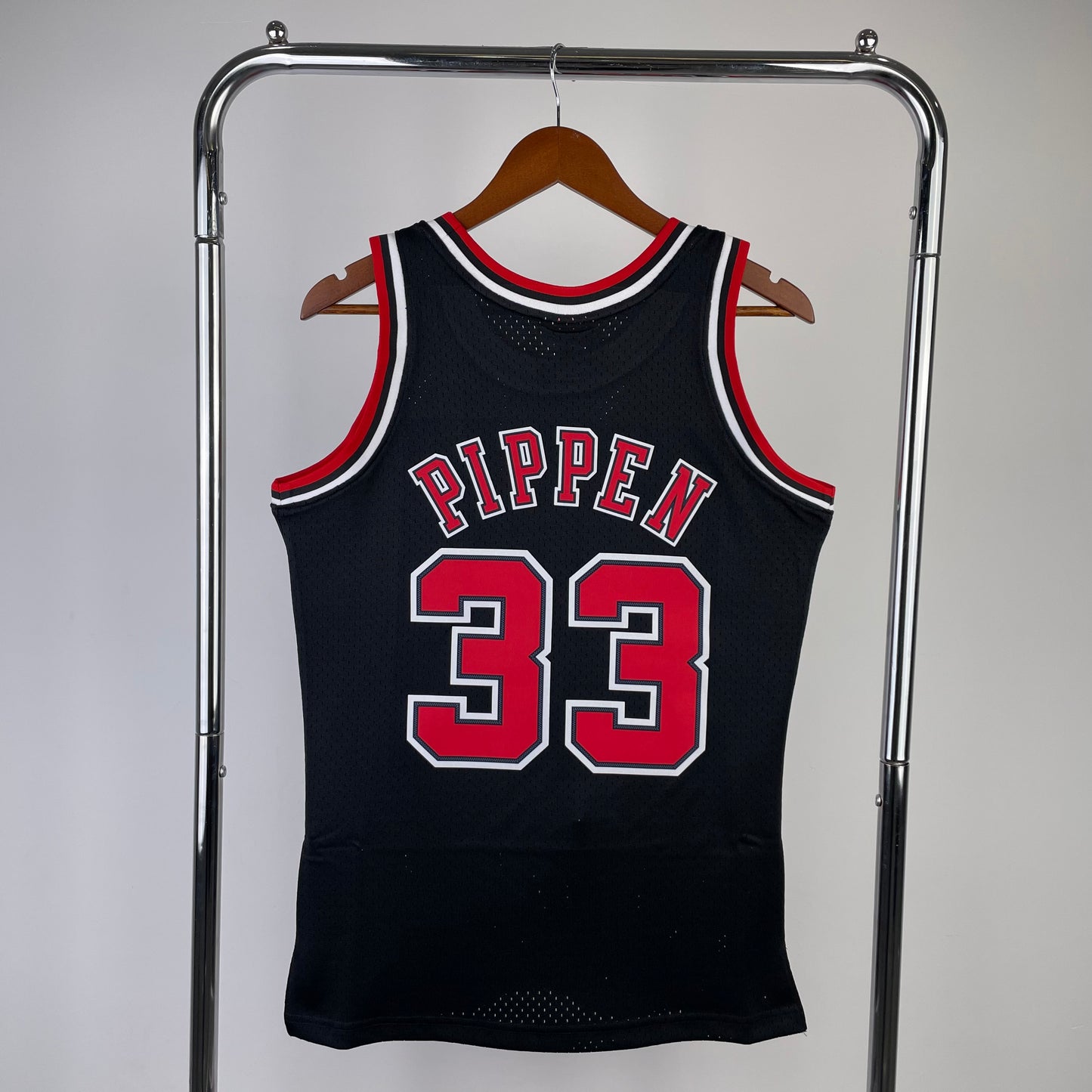 Chicago Bulls 1997-98 #33 Scottie Pippen Alternate Mitchell & Ness Swingman Jersey