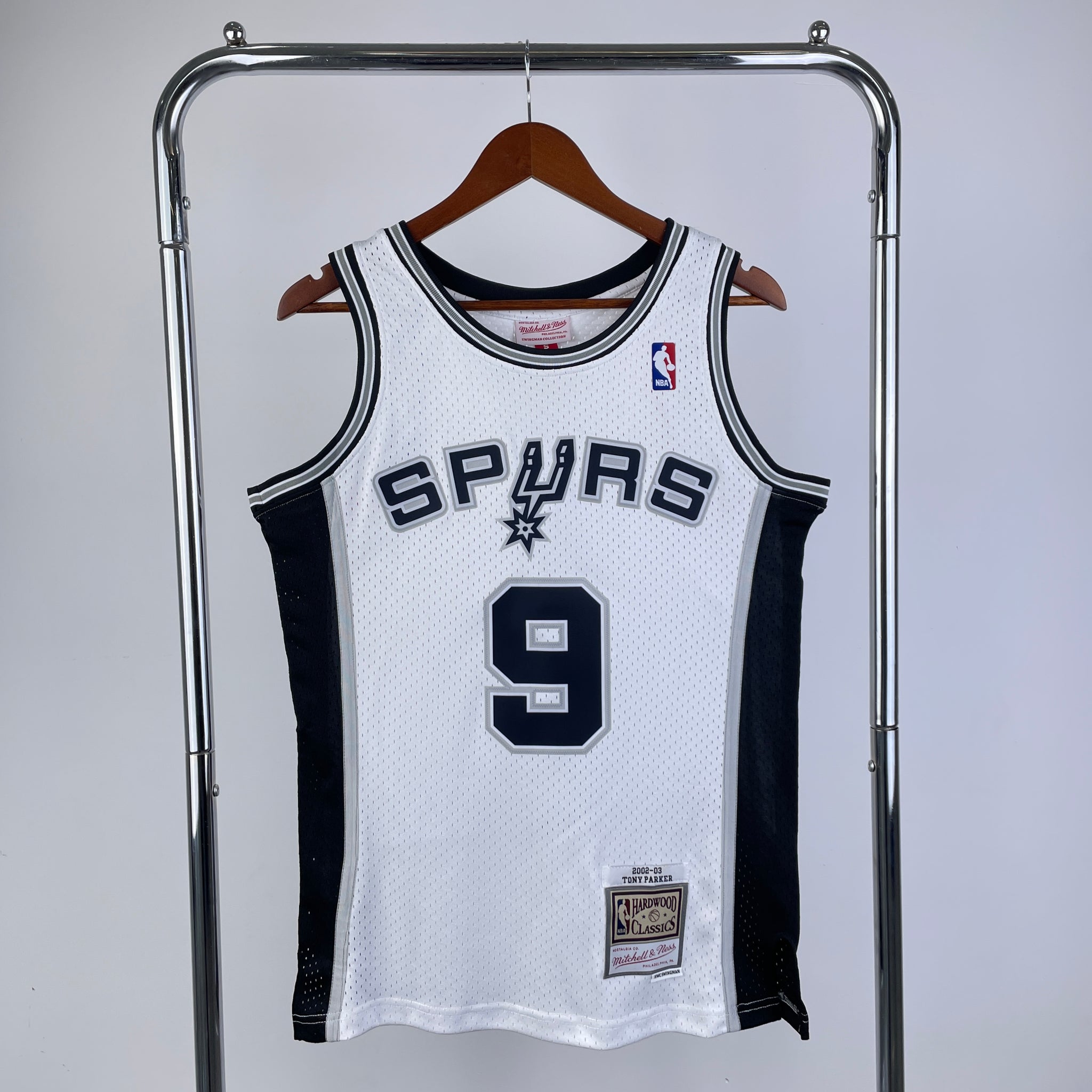 San Antonio Spurs 2002-03 Tony Parker Mitchell & Ness White Hardwood Classic Swingman Jersey