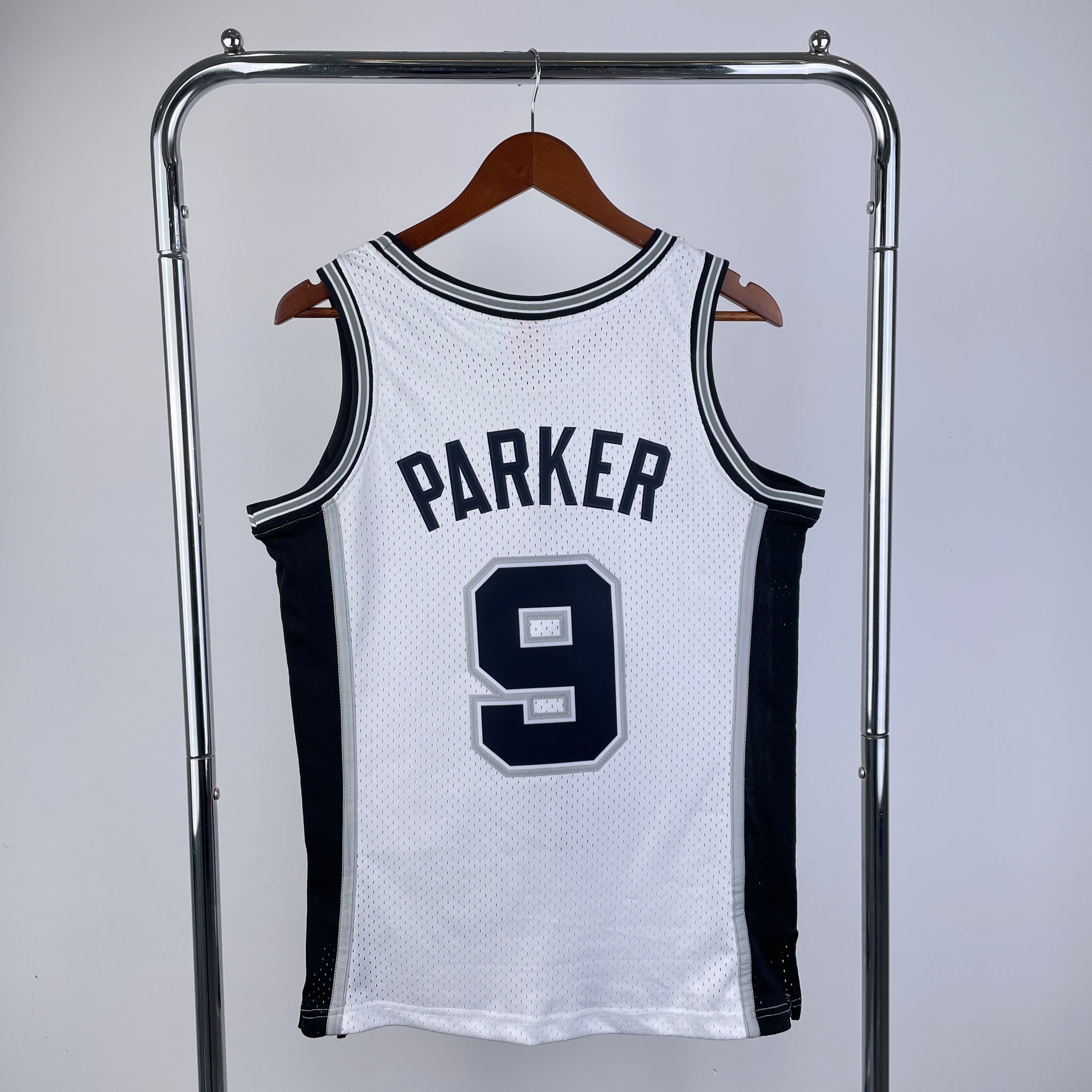 San Antonio Spurs 2002-03 Tony Parker Mitchell & Ness White Hardwood Classic Swingman Jersey