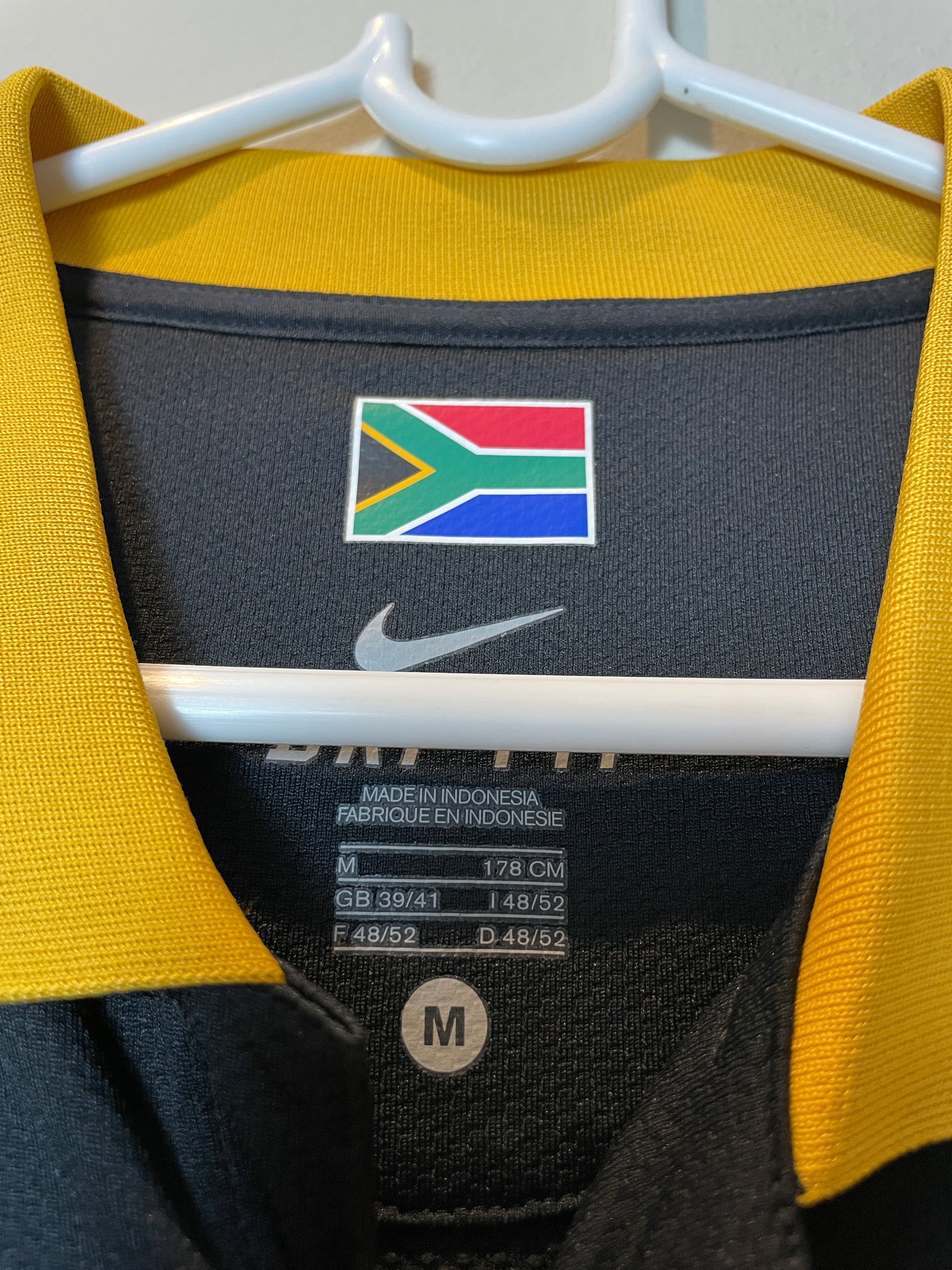2010/11 Kaizer Chiefs ‘40th Anniversary’ Away Retro Jersey *Original* M 10/10
