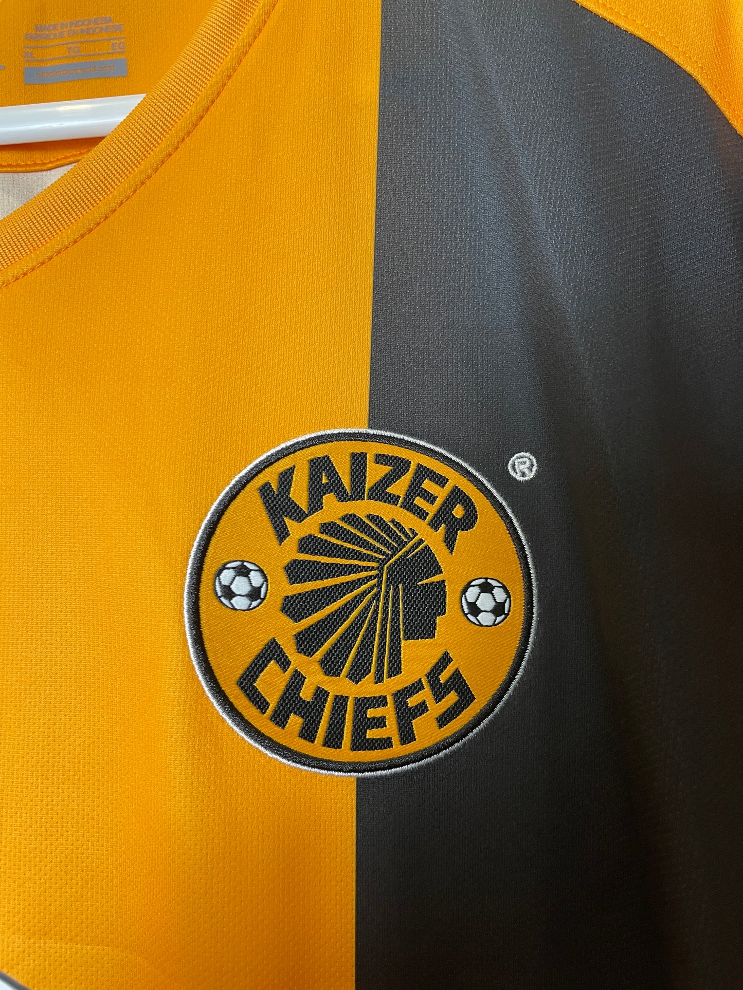 2014/15 Kaizer Chiefs Home Retro Jersey *Original* XL 10/10