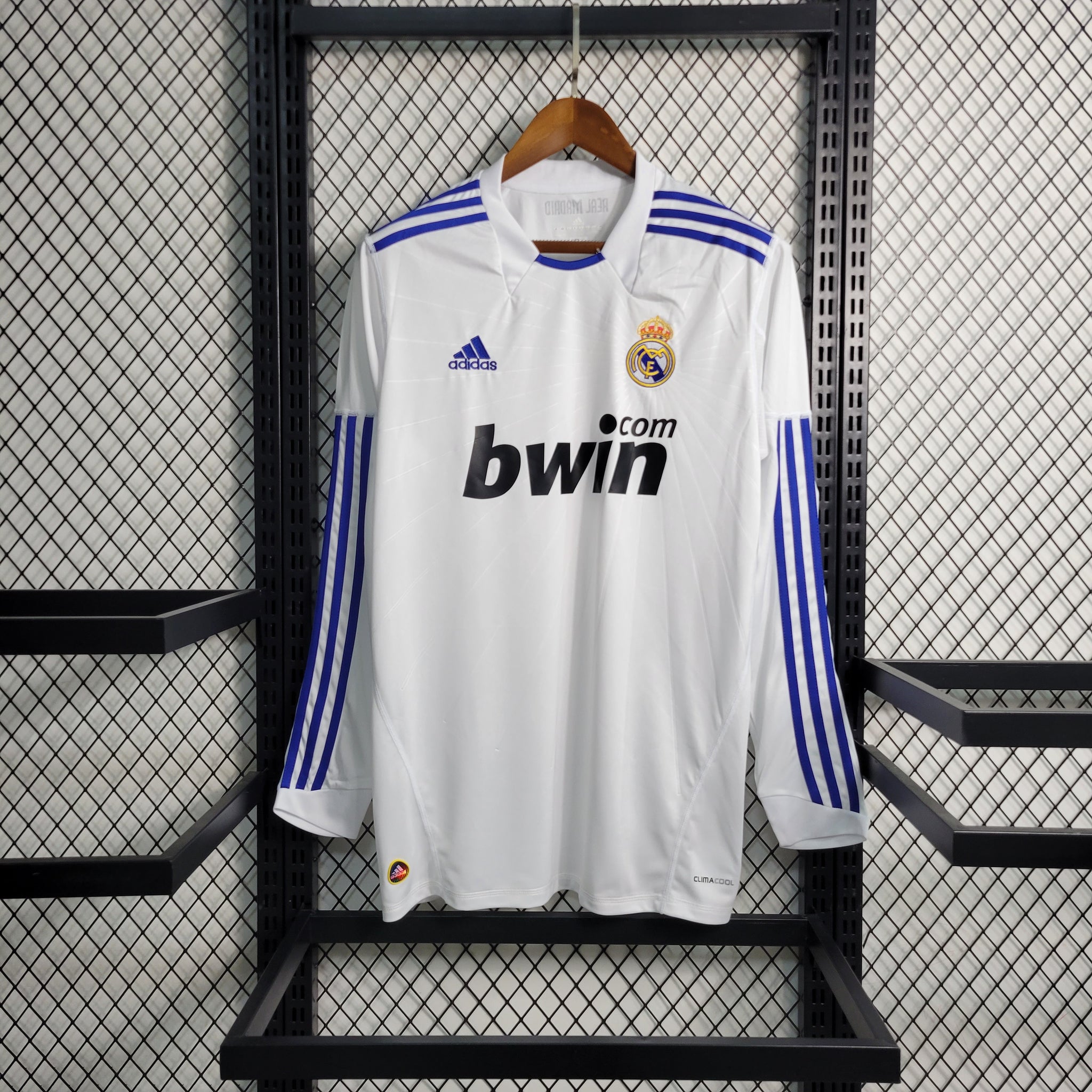 Real Madrid 2010/11 Home Long Sleeve Jersey