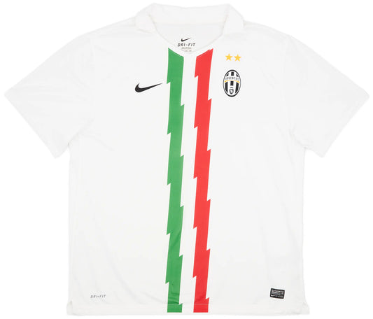 Juventus 2010/11 Away Jersey