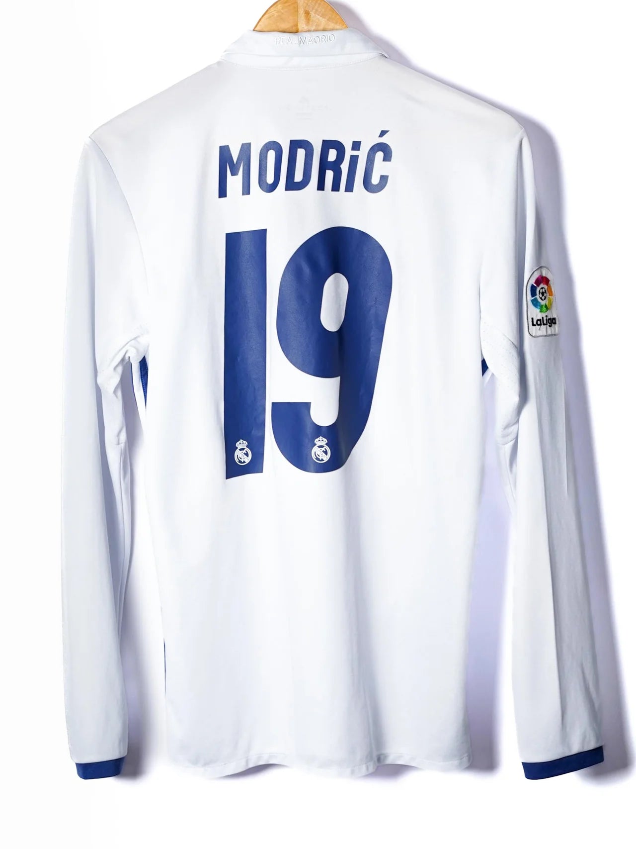 Real Madrid 2016/17 Home Long Sleeve Jersey