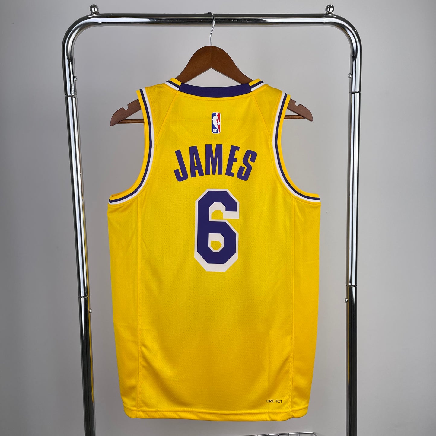 Los Angeles Lakers 2018-21 Gold Swingman Jersey - Icon Edition