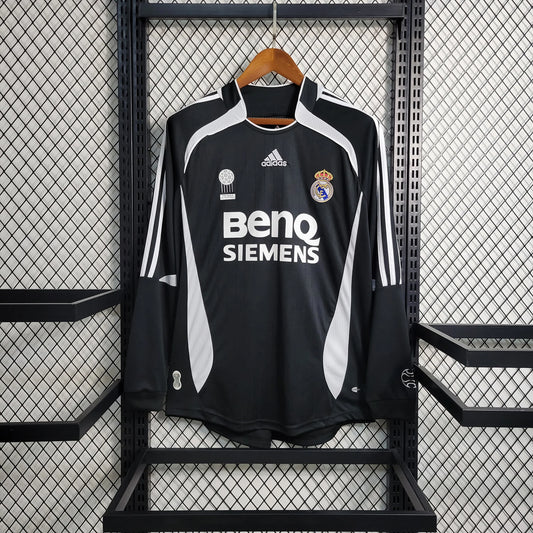 Real Madrid 2006/07 Away Long Sleeve Jersey