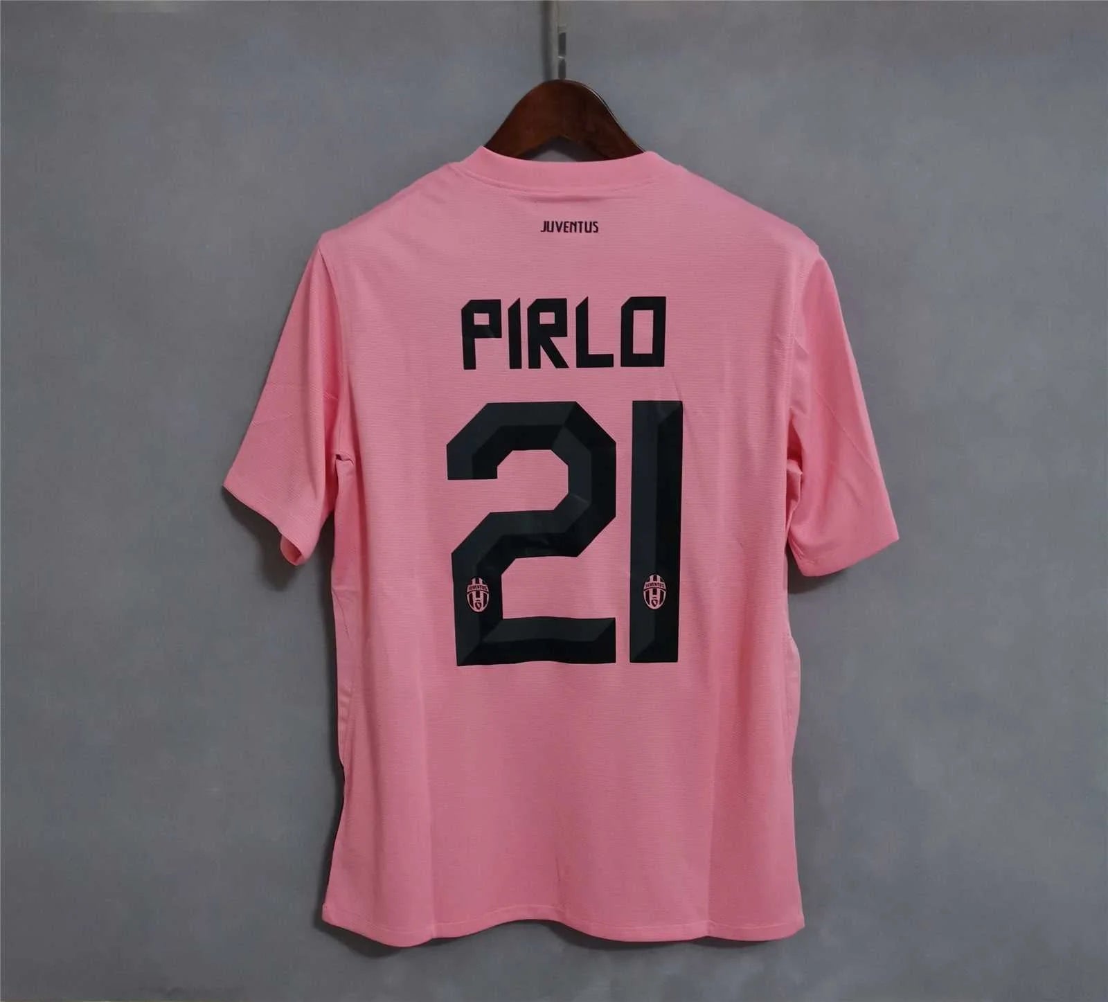 Juventus 2011/12 Away Jersey