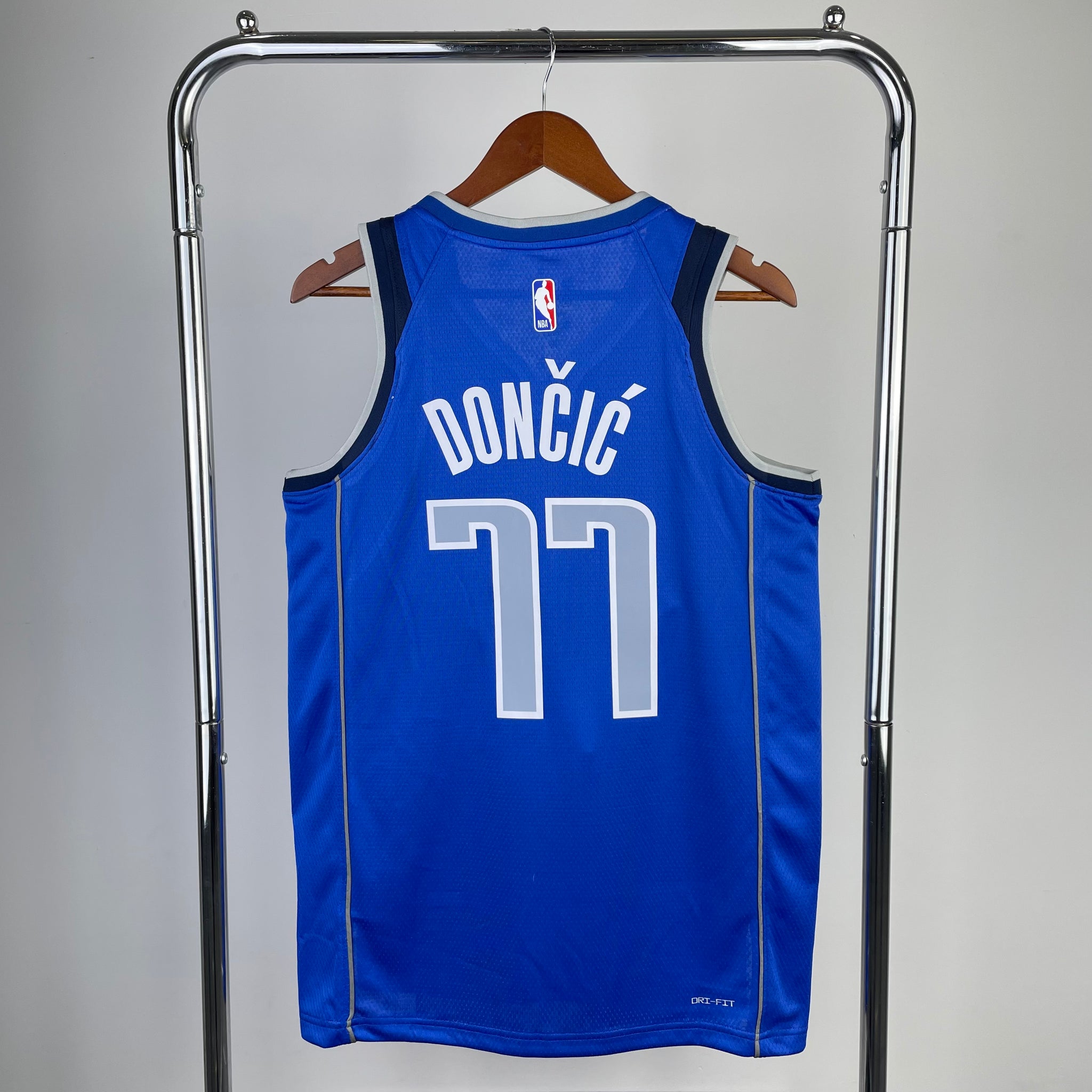 Dallas Mavericks 2022-23 Blue Swingman Jersey - Classic Edition