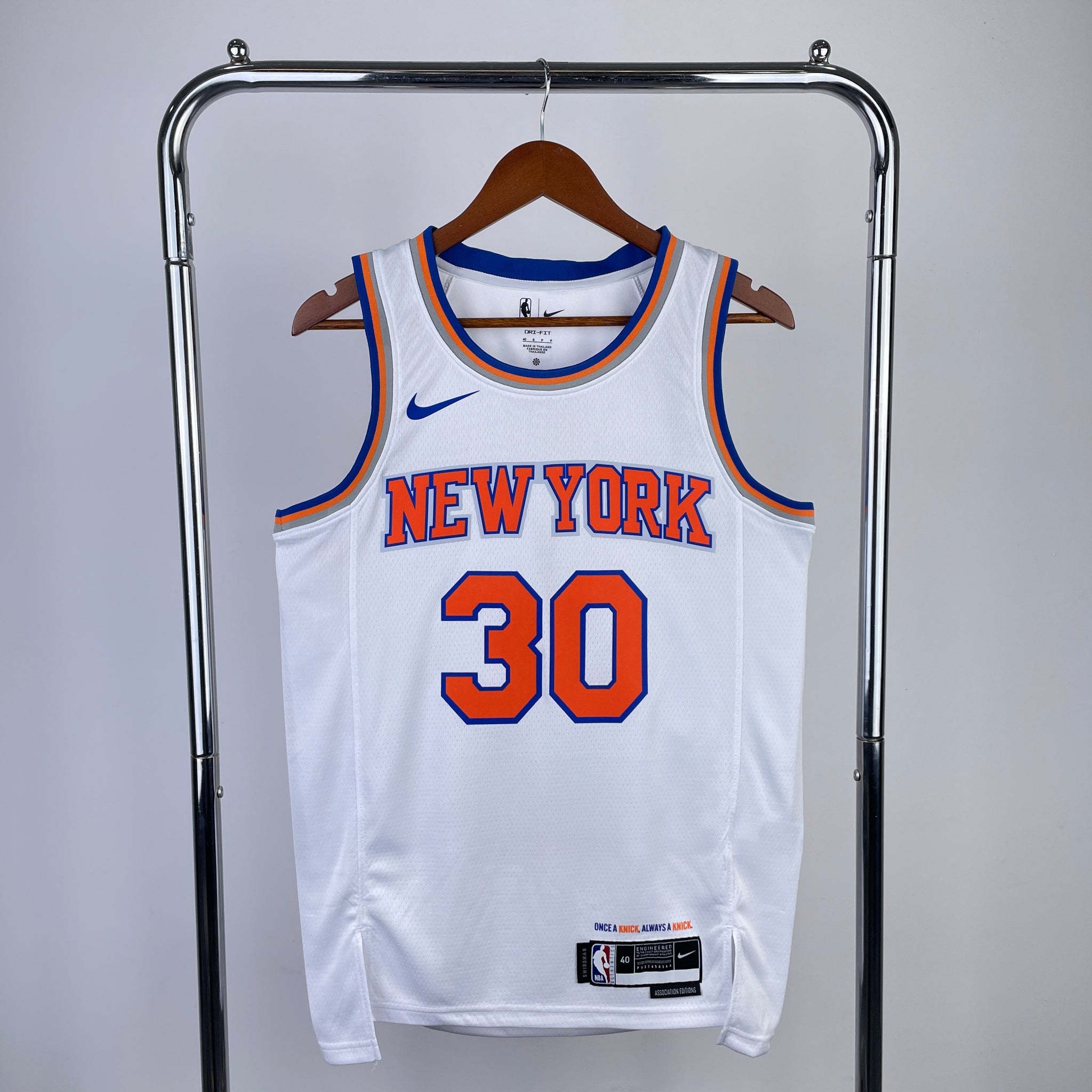 New York Knicks 2022-23 White Swingman Jersey - Association Edition
