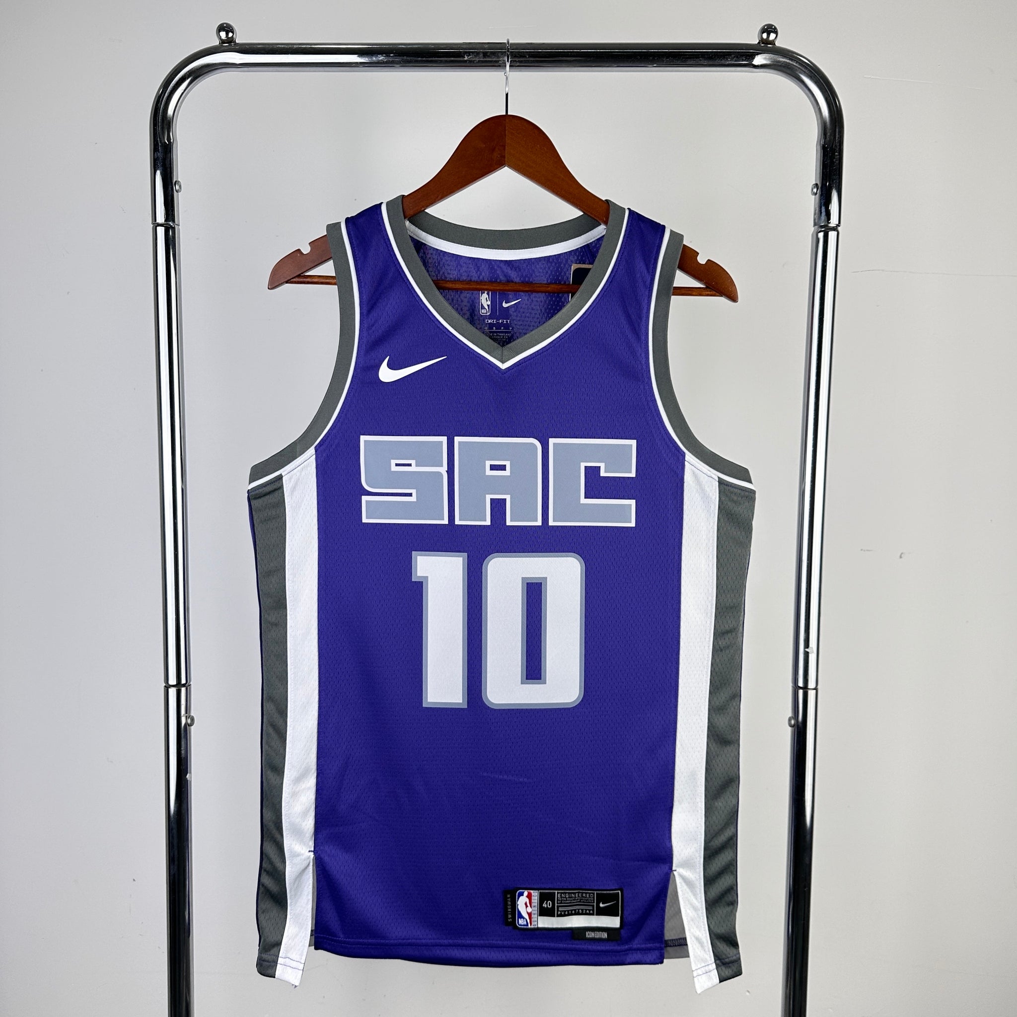 Sacramento Kings 2022-23 Purple Swingman Jersey - Icon Edition