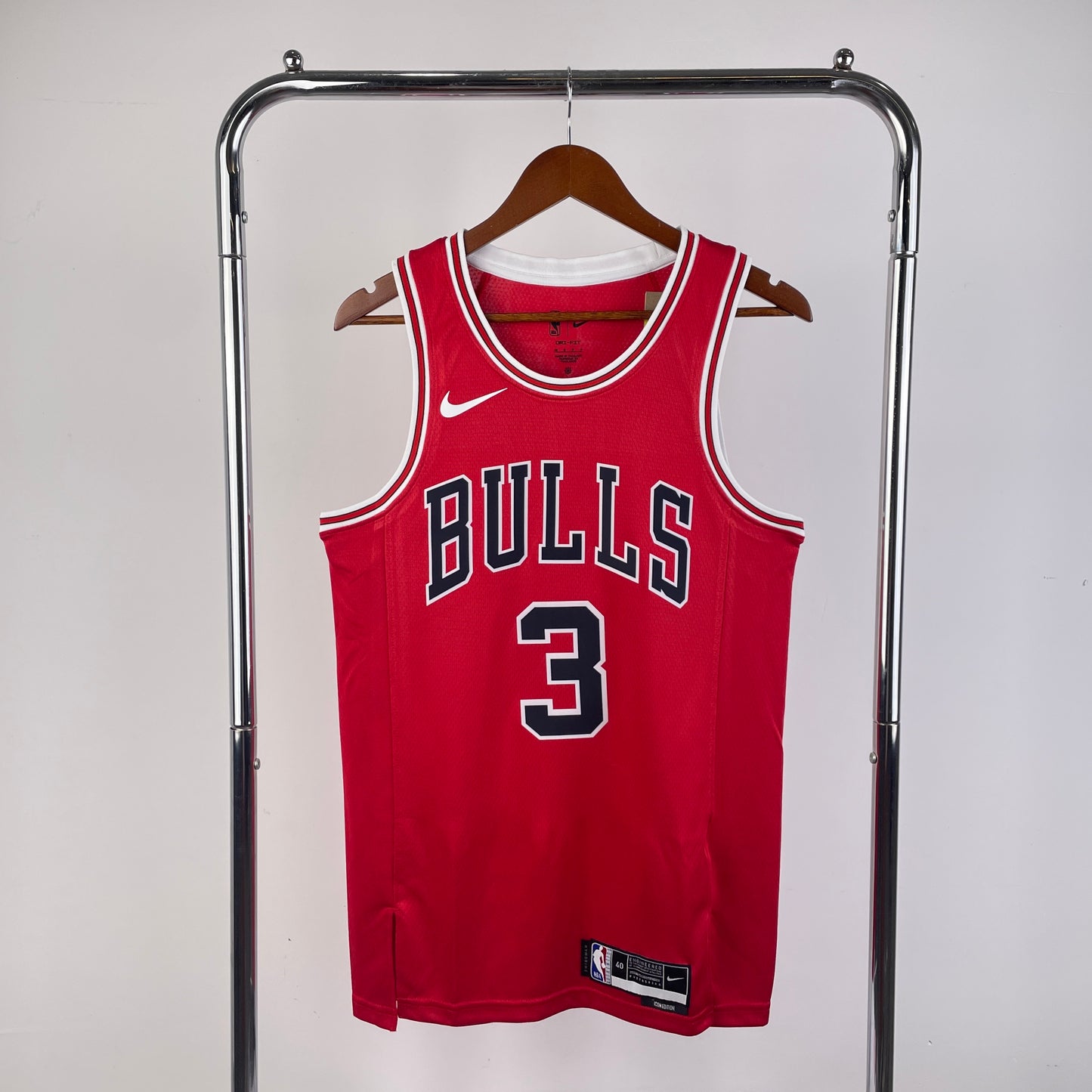 Chicago Bulls 2022-23 Red Swingman Jersey - Icon Edition