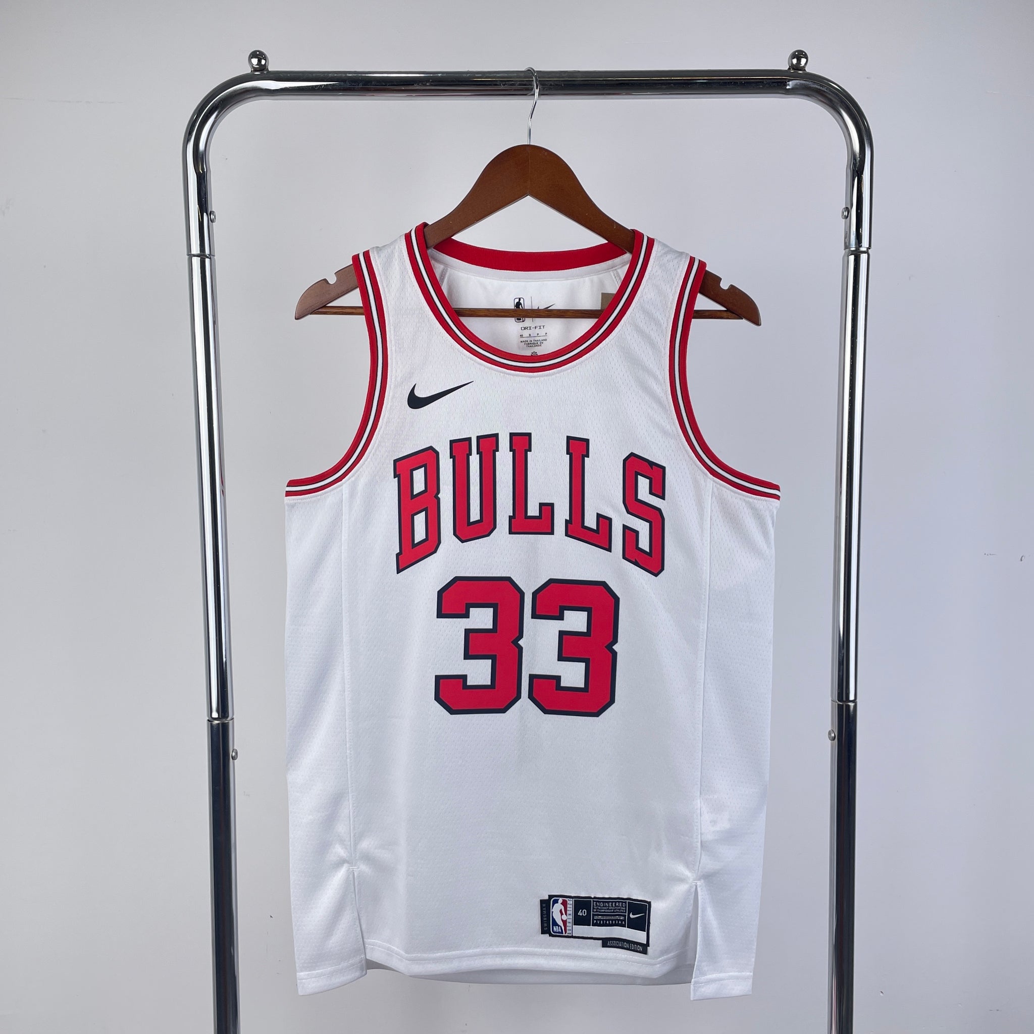 Chicago Bulls 2023-24 White Swingman Jersey - Association Edition