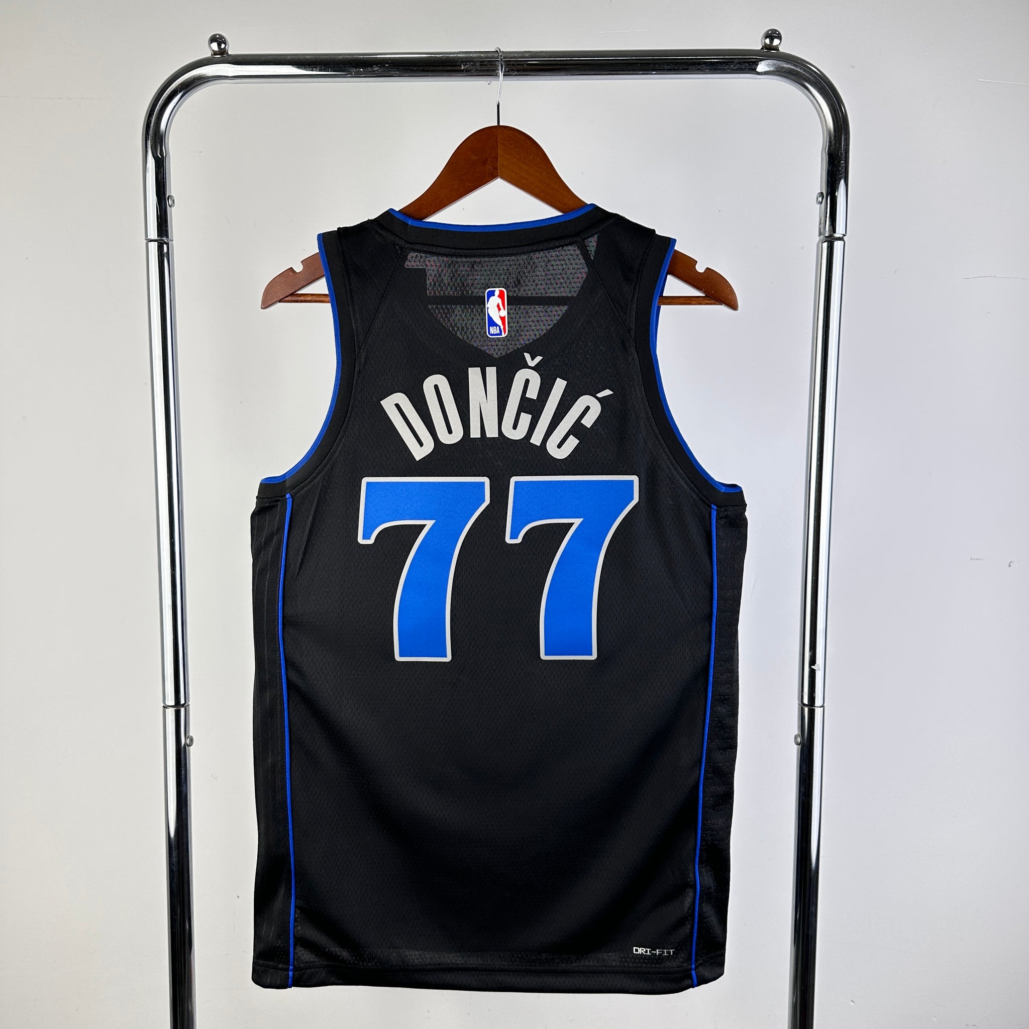 Dallas Mavericks 2023-24 Black Swingman Jersey - City Edition