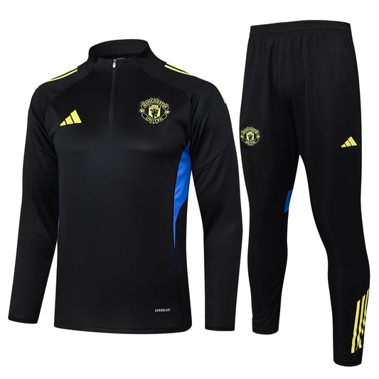 Manchester United 2025/26 Black Half-Zip Training Tracksuit Set