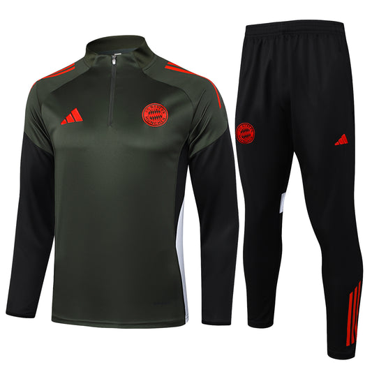 Bayern Munich 2025/26 Black Half-Zip Training Tracksuit Set