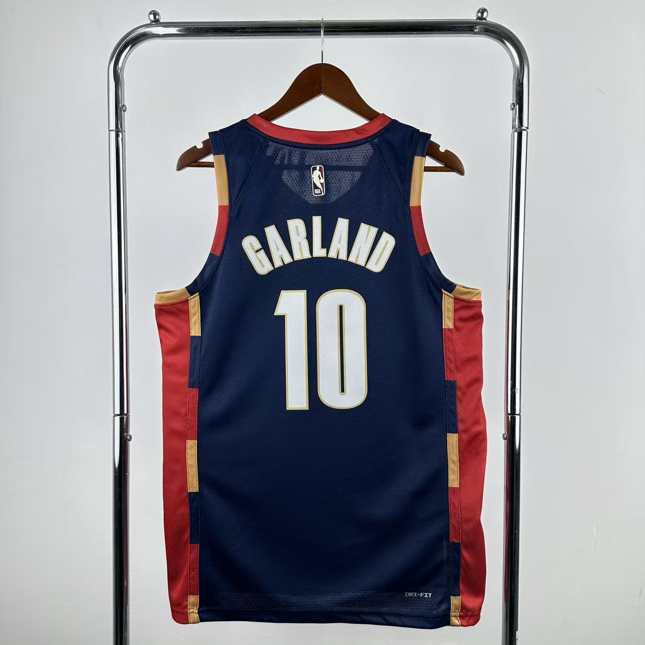 Cleveland Cavaliers 2025-26 Navy Swingman Jersey - Classic Edition