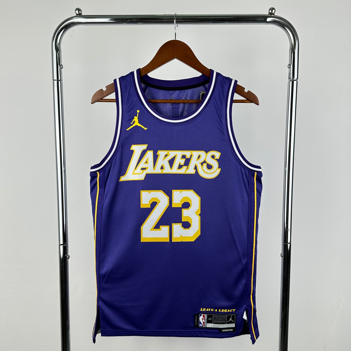 Los Angeles Lakers 2025-26 Purple Swingman Jersey - Statement Edition