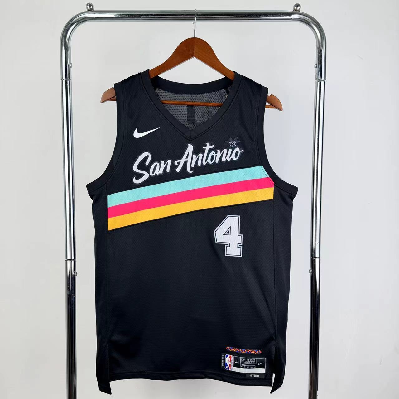 San Antonio Spurs 2025-26 Black Swingman Jersey - City Edition
