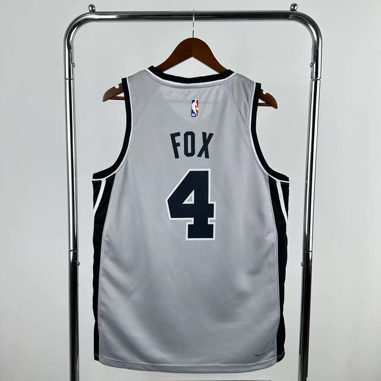 San Antonio Spurs 2025-26 Grey Swingman Jersey - Statement Edition
