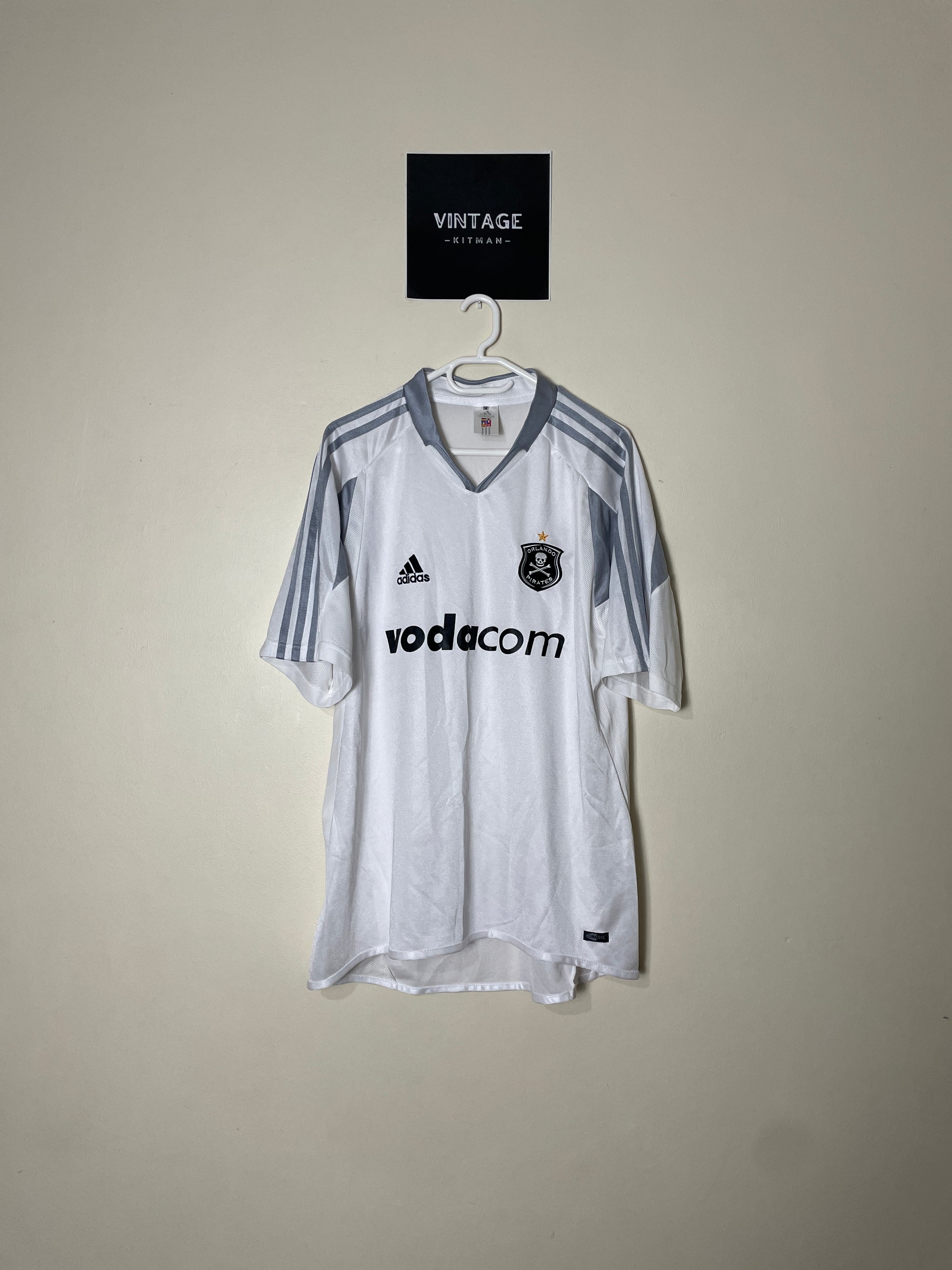 2004/06 Orlando Pirates Away Retro Jersey *Original* Medium fits L 10/10
