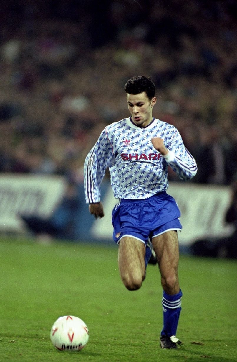 Manchester United 1990/92 Away Long Sleeve Jersey