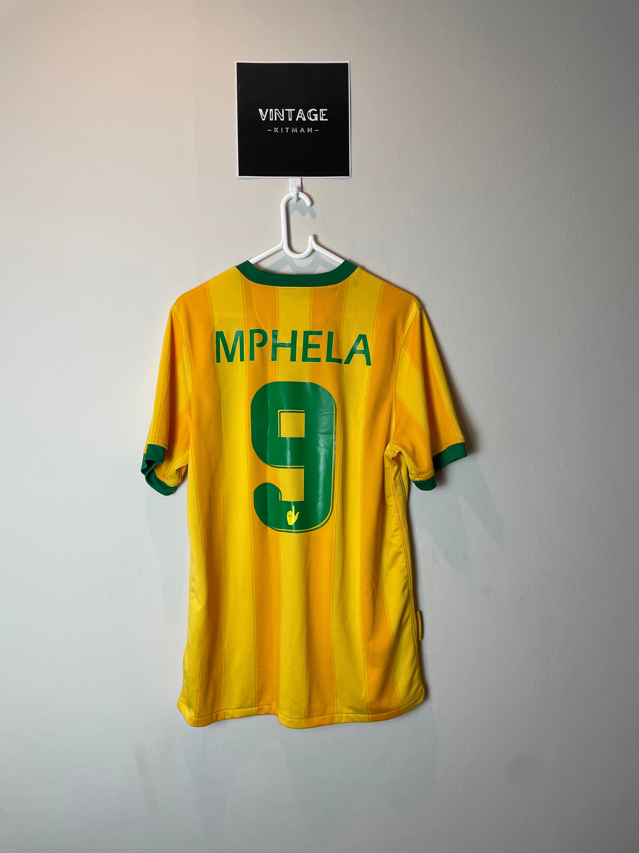 2011/12 Mamelodi Sundowns Home Retro Jersey #9 MPHELA *Original* M 9/10