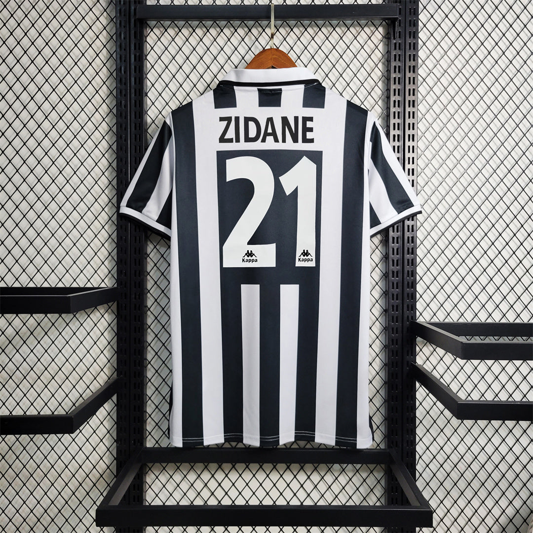 Juventus 1995/97 Home Jersey
